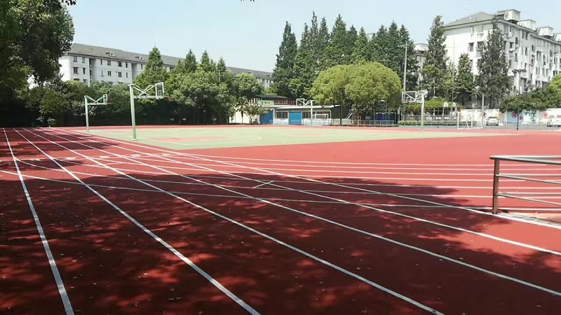 透氣型塑膠跑道施工效果圖
